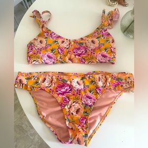 Floral bikini